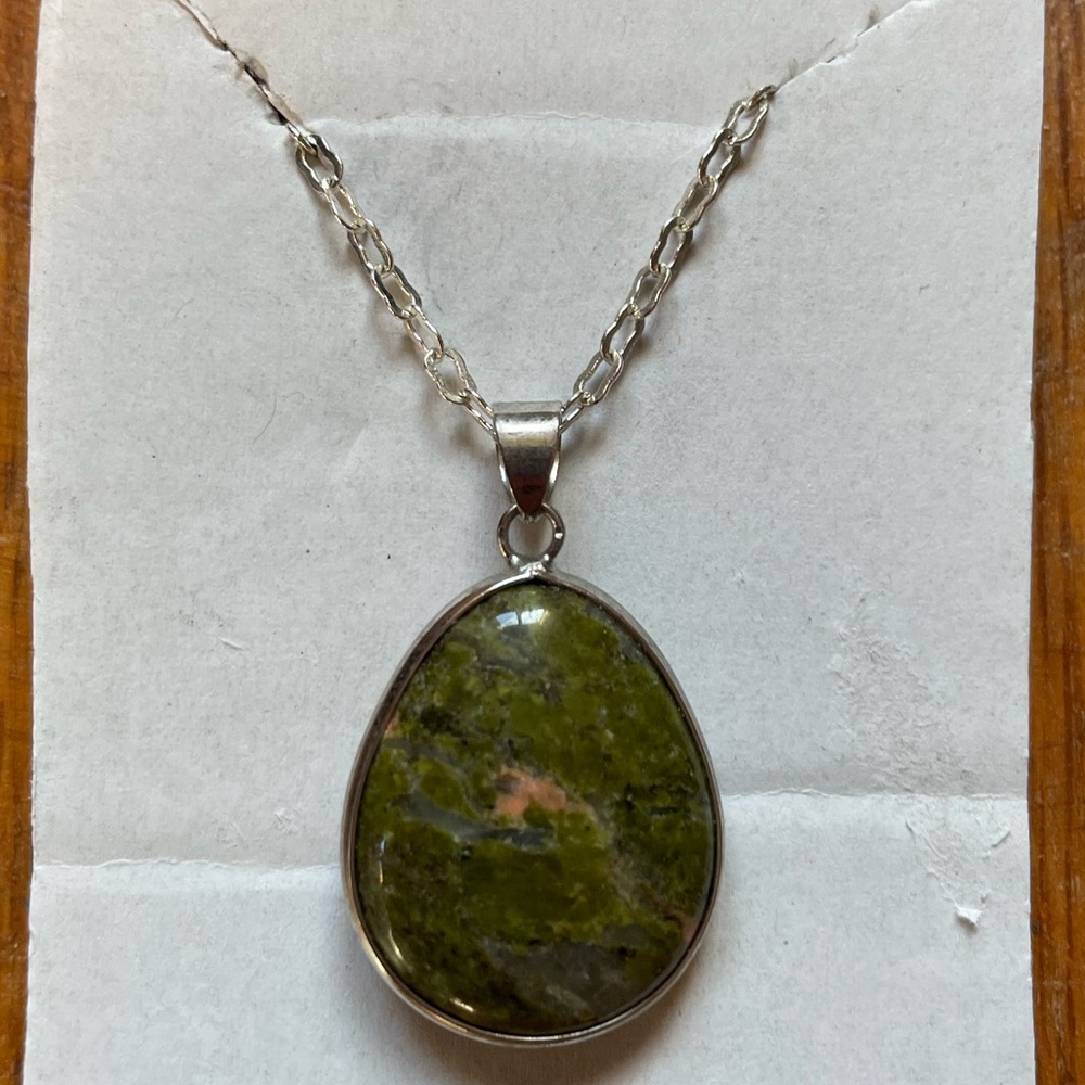 Unakite pendant necklace